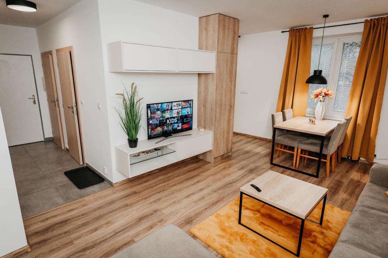Old Town City Center Apartment 2 - Private Parking Included Кошице Экстерьер фото