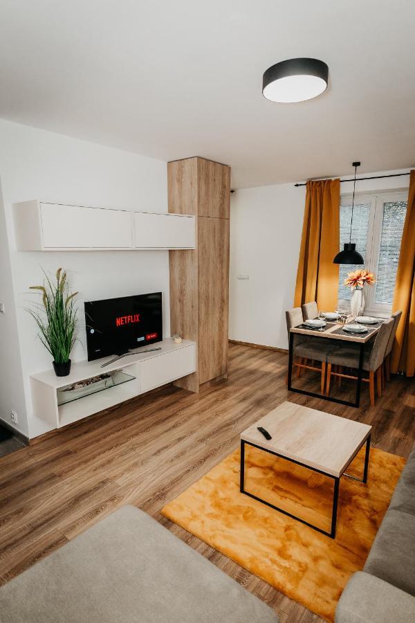 Old Town City Center Apartment 2 - Private Parking Included Кошице Экстерьер фото